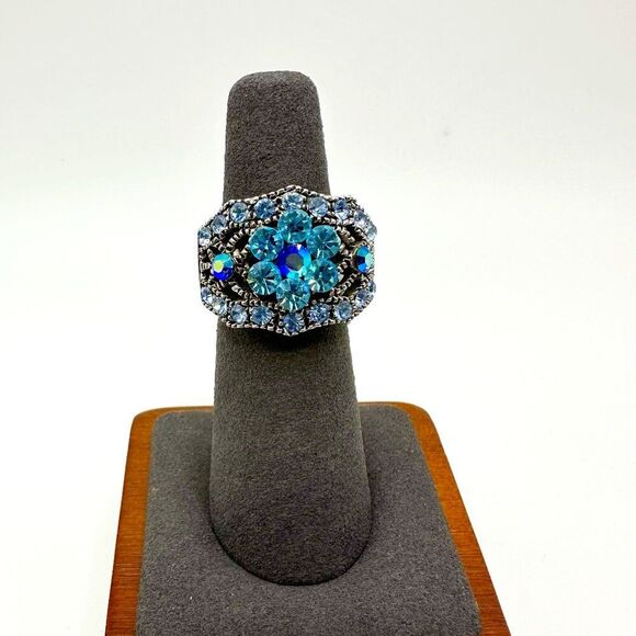 Vintage Blue Rhinestone Adjustable Ring - Picture 4 of 6